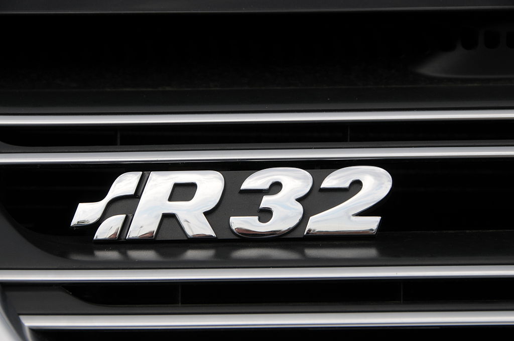What is the Volkswagen R32?