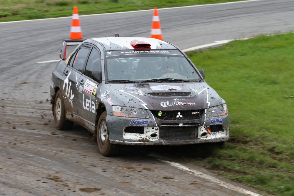 lancer evo rally car