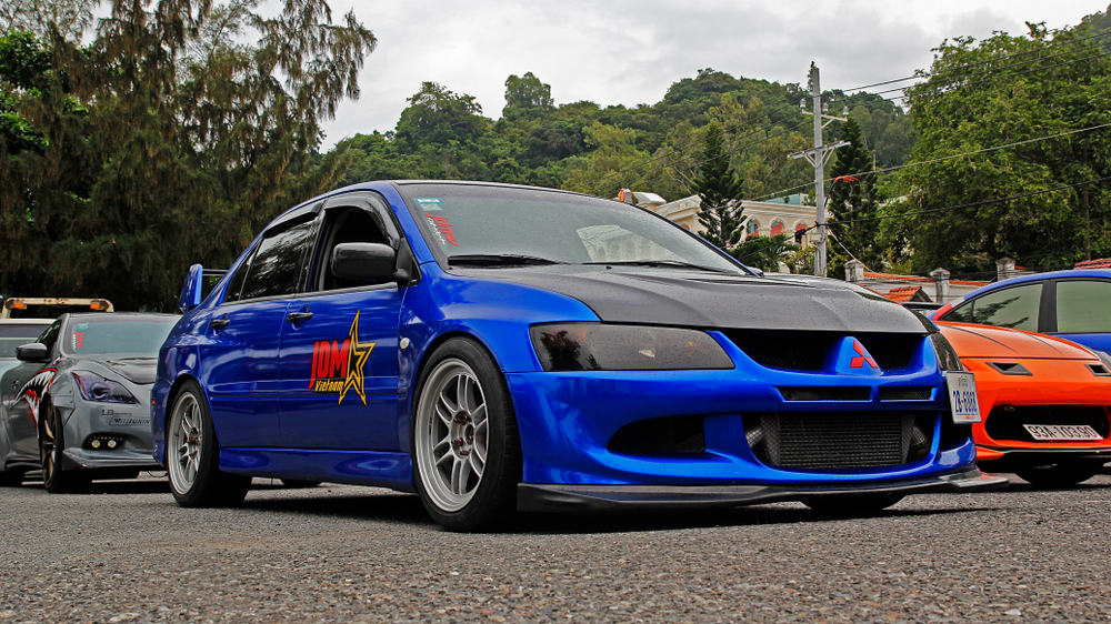 mitsubishi evo 8