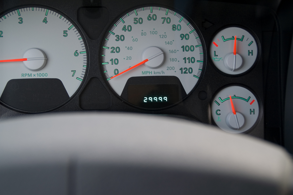 car mileage cluster