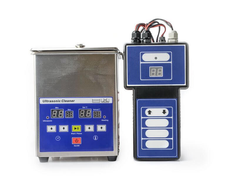 Ultrasonic fuel injector cleaner
