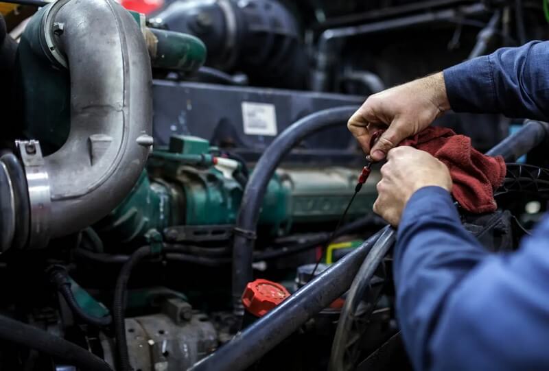 Semi-truck automatic transmission flush and refill